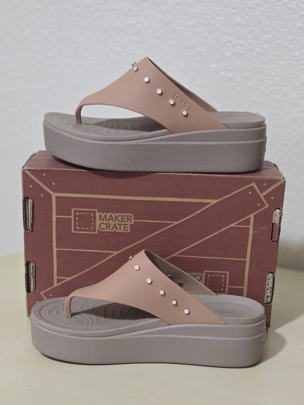 NEW Crocs Brooklyn Studded Flip Flop Sandals - Life Ride - Platform - Size 7 - Picture 7 of 11